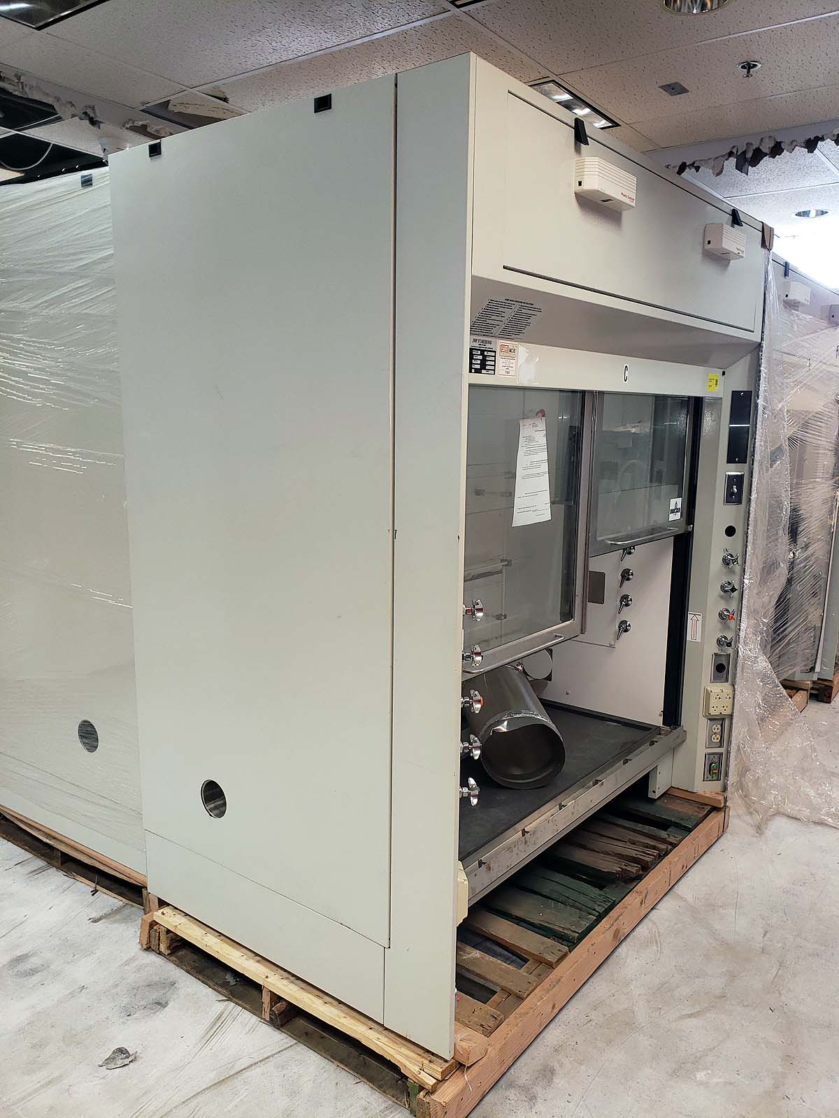 Used Fume Hoods for Sale
