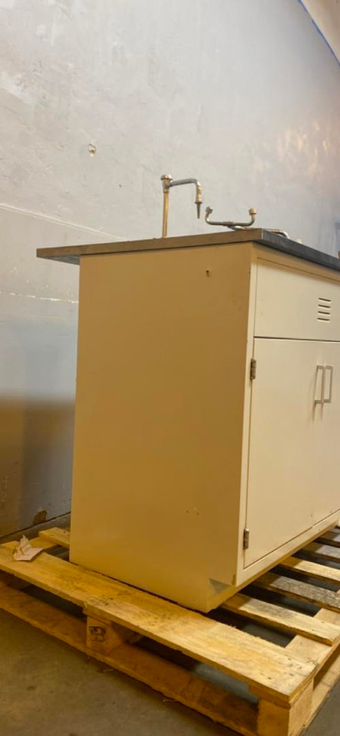 Pre-Owned 37 inch Sink Cabinet Package