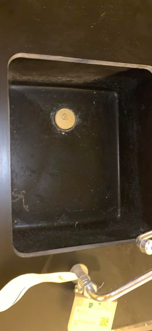 Pre-Owned 37 inch Sink Cabinet Package