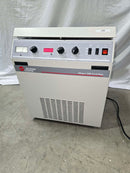 Beckman Coulter Allegra 6KR refrigerated kneewell centrifuge with rotor and microplate carrier buckets