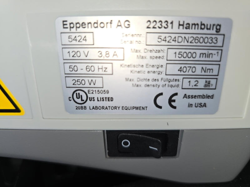 Eppendorf 5424 microcentrifuge with 24 x 1.5/2.0ml rotor (s/n 5424DN260033)