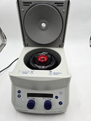 Eppendorf 5424 microcentrifuge with 24 x 1.5/2.0ml rotor (s/n 5424DN260033)