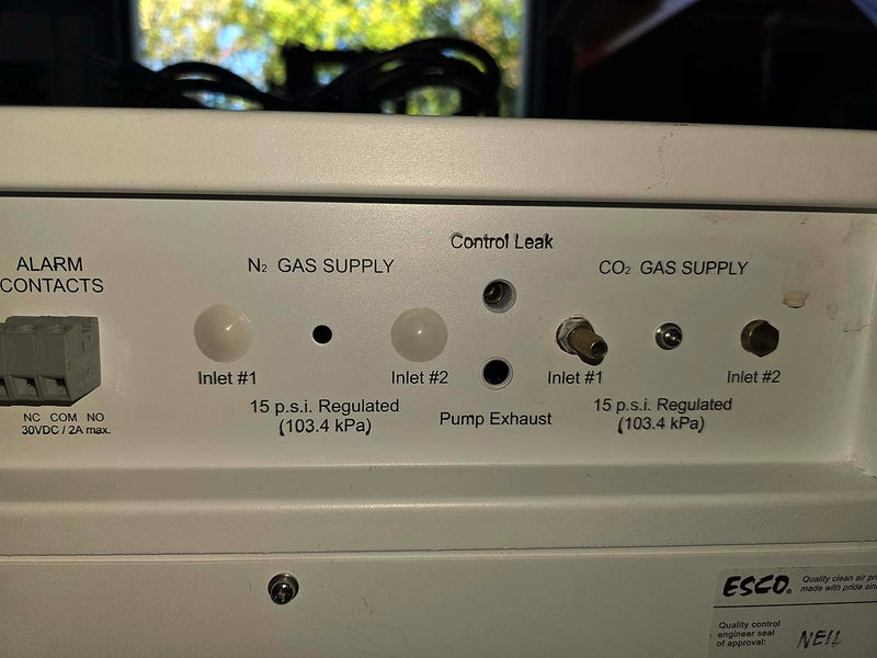 ESCO CelCulture CO2 incubator Model CCL-170B-9 170L (2012) (Pre-owned)