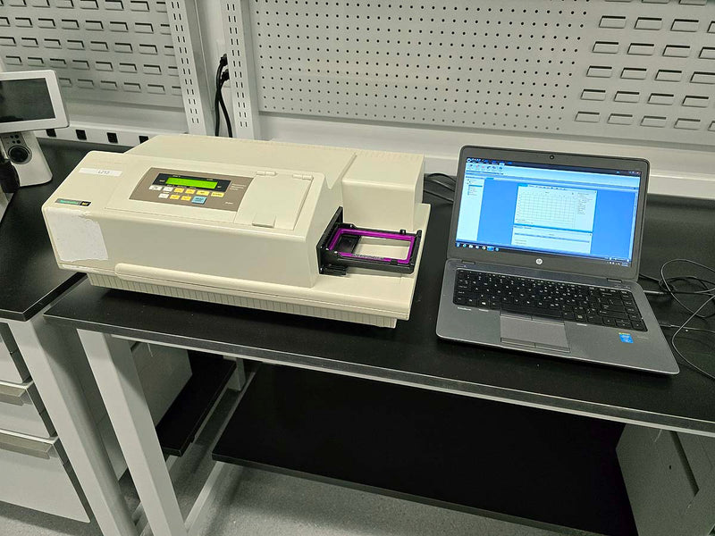Molecular Devices SpectraMax M2e Multi-Mode microplate reader package with laptop computer, software, and warranty