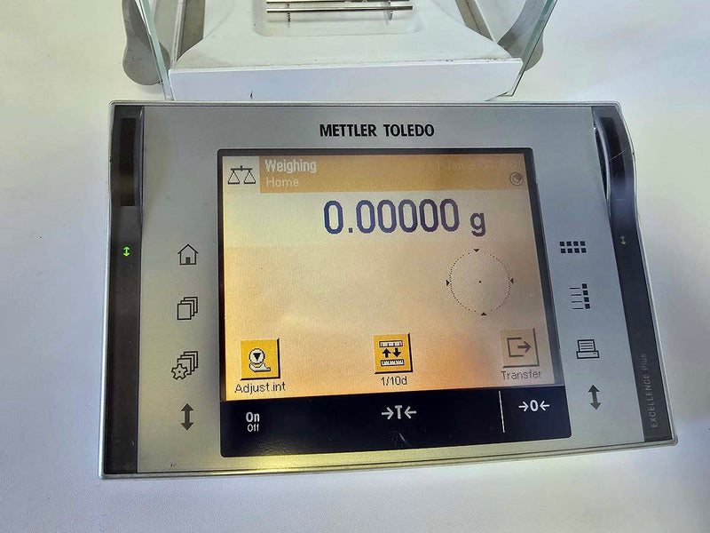 Mettler Toledo XP205 DR Delta Range analytical balance | Government Lab Enterprises