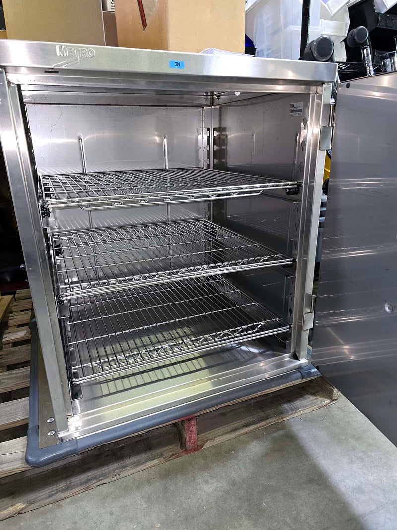 Stainless steel CaseVue cart | Metro (Used)