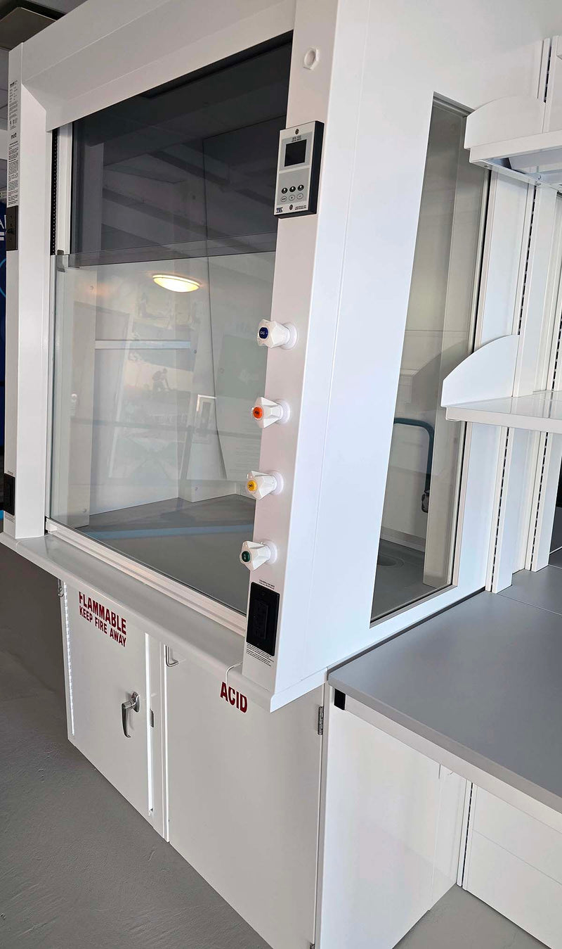 4 foot Mott Novoguard fume hood  | Government Lab Enterprises