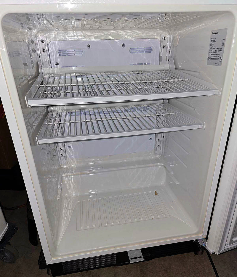 Panasonic SR-L6111W undercounter laboratory refrigerator