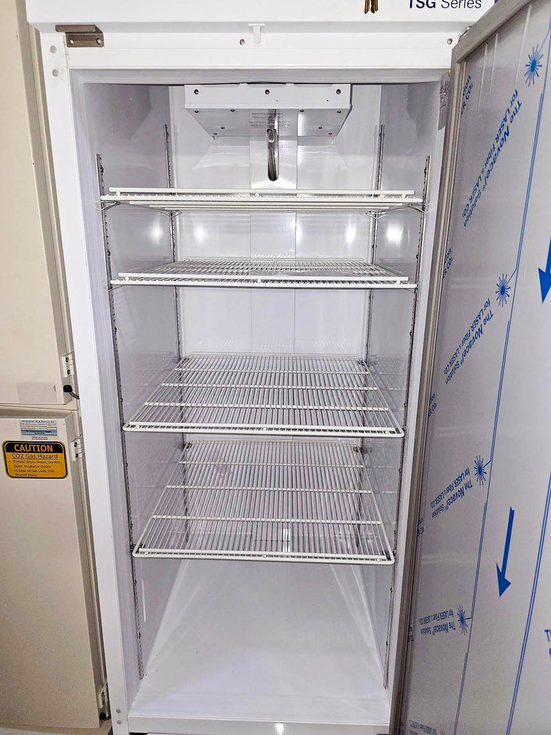 Thermo Scientific lab refrigerator (23 cu. ft) 120V | Model GTTSG25RPSA (pre-owned) (Year 2021)