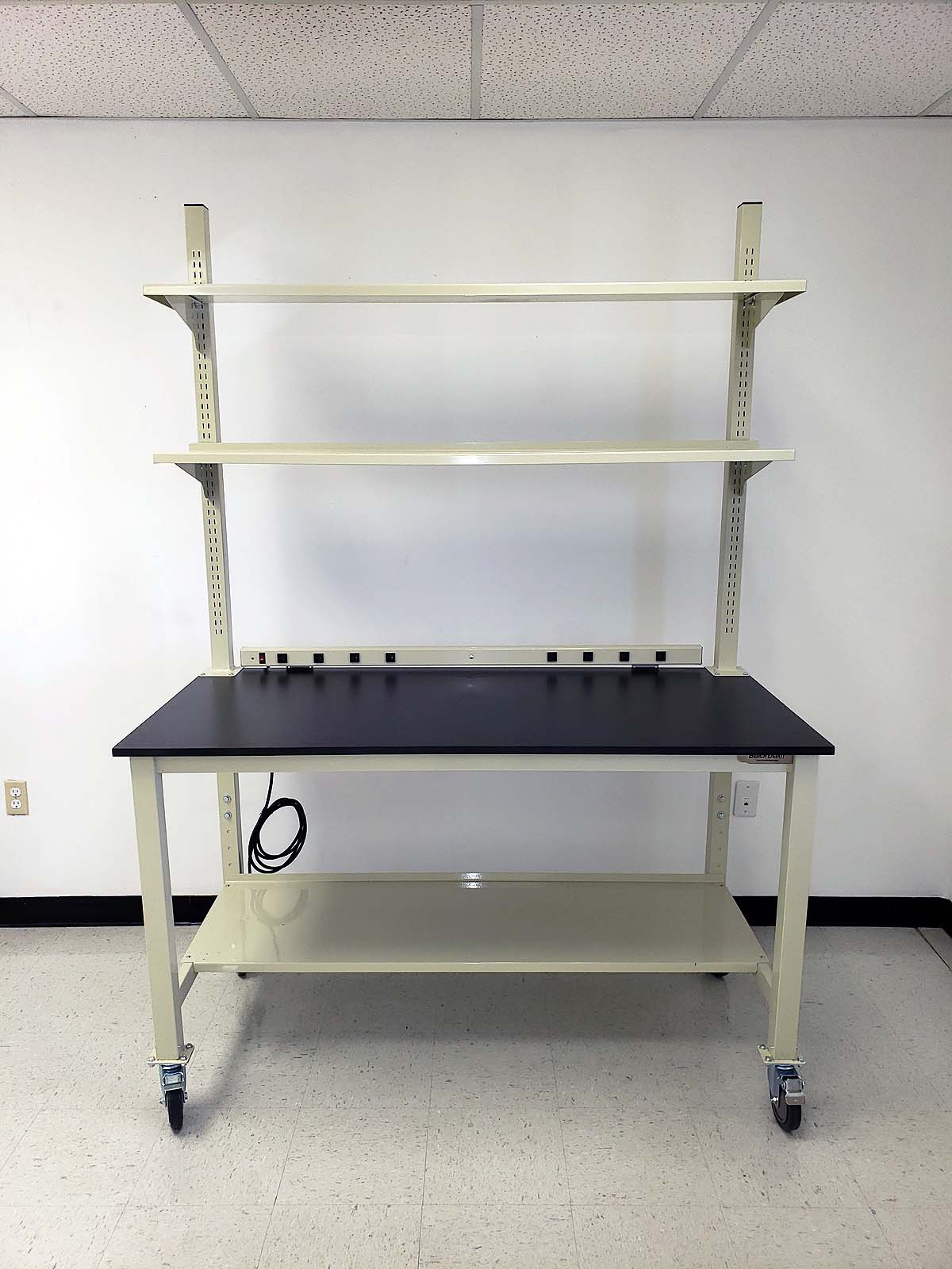 Quick Labs 5 foot heavy duty mobile lab bench with plastic laminate co