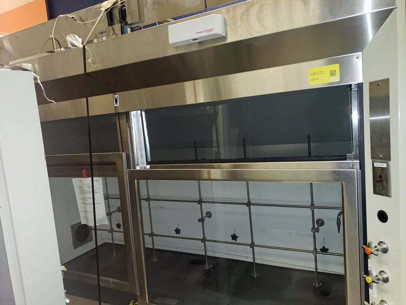 Reconditioned 8 foot Jamestown Isolator chemical fume hood package
