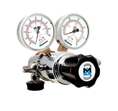 Matheson Series 81 Dual Stage CO2 brass regulator (CGA 320) with 1/4" outlet valve - Government Lab Enterprises